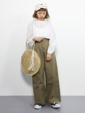 「JEANASIS（ジーナシス）のアイテム（かごバッグ）」を使った、チョコビさん（レディース・154cm）の春コーディネート
