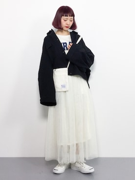 「白スカート」｜「アイテム（その他アウター）」を使った、チョコビさん（レディース・154cm）の春コーディネート
