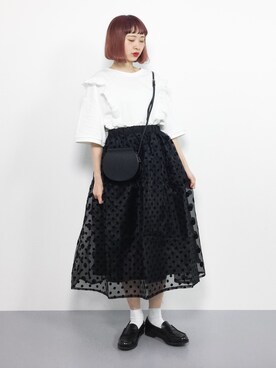 「bulle de savon（ビュルデサボン）のトパーズ　牛革ポシェット（ショルダーバッグ）」を使った、チョコビさん（レディース・154cm）の春コーディネート