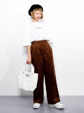 Tシャツ カットソーを使った 茶色パンツ のレディース人気ファッションコーディネート ユーザー ショップスタッフ Wear