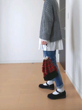 「fireservice（ファイヤーサービス）のアイテム（デニムパンツ）」を使った、色めがねさん（レディース・167cm）の秋コーディネート
