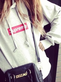 Supreme  | パーカー