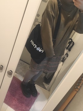 「アイテム（ピアス（片耳用）、グレー系）」を使った、uさん（レディース・150cm）の春コーディネート