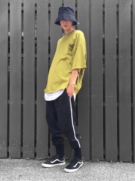 FAITH WEIさんのコーディネート