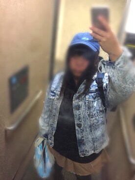「Guess（ゲス）のアイテム（デニムジャケット）」を使った、Miyu  さん（レディース・156cm）の春コーディネート
