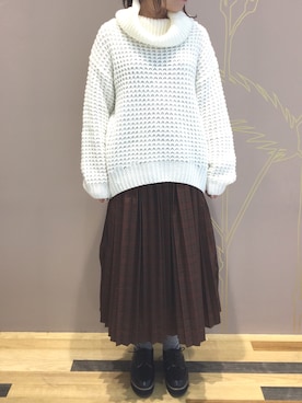 「ゆったりシルエット」｜「アイテム（その他シューズ）」を使った、ナナさん（レディース・157cm）の秋コーディネート