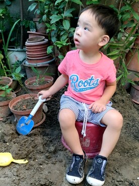 「roots（ルーツ）のアイテム（トップス）」を使った、ikuさん（キッズ・90cm）の秋コーディネート