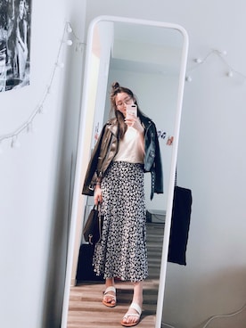 「Lulus（-）のアイテム（ビーチサンダル）」を使った、Katkathyさん（レディース・170cm）の夏コーディネート