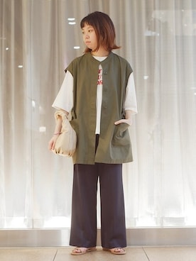 「SHIPS（シップス）のアイテム（ハンドバッグ）」を使った、豊川さん（レディース・155cm）の秋コーディネート
