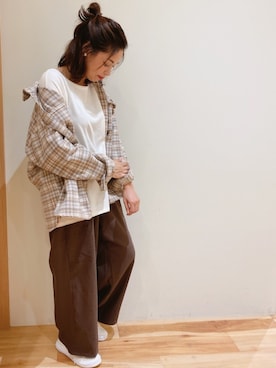 「Samansa Mos2 blue（サマンサモスモスブルー）のアイテム（スニーカー）」を使った、reiko✌︎さん（レディース・158cm）の秋コーディネート