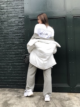 「Saint Laurent（サンローラン）のアイテム（バッグ）」を使った、しゅなたんさん（レディース・168cm）の冬コーディネート