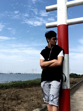 「5cm（ファイブシーエム）のアイテム（トップス）」を使った、SOBER小鬼さん（メンズ・180cm）の秋コーディネート