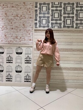 「スカラップ」｜「アイテム（ローファー）」を使った、マジェスティックレゴンルミネエスト新宿店スタッフさん（レディース・157cm）の春コーディネート