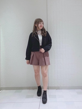 「新宿ルミネエスト」｜「アイテム（ジャケット/アウター）」を使った、マジェスティックレゴンルミネエスト新宿店スタッフさん（レディース・152cm）の秋コーディネート
