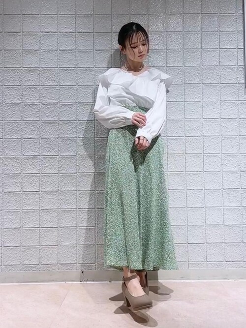 マジェスティックレゴンルミネエスト新宿店スタッフ Majestic Legon Majestic Legonのトレンチコートを使ったコーディネート Wear