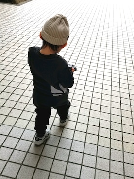 「スーパースター」｜「アイテム（ニットキャップ/ビーニー）」を使った、しゅうさん（キッズ・90cm）の春コーディネート