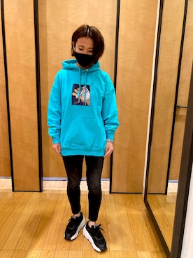 「アイテム（パーカー、グリーン系）」を使った、50107さん（レディース・155cm）の春コーディネート