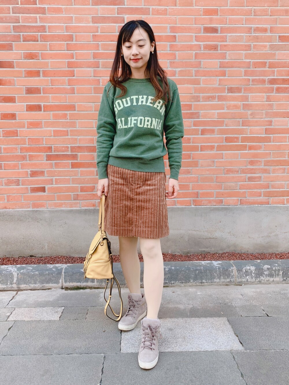 「Spick & Spanの【MIXTA】 SWEAT(SO CAL)◆（スウェット、グリーン系）」を使った、Rabbit🐰💤さん（レディース・161cm）の秋コーディネートの1枚目の写真