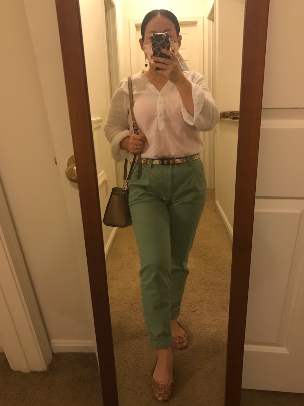 「Abercrombie&Fitchのアイテム（シャツ/ブラウス、ホワイト系）」を使った、miw!さん（レディース・150cm）の夏コーディネートの1枚目の写真