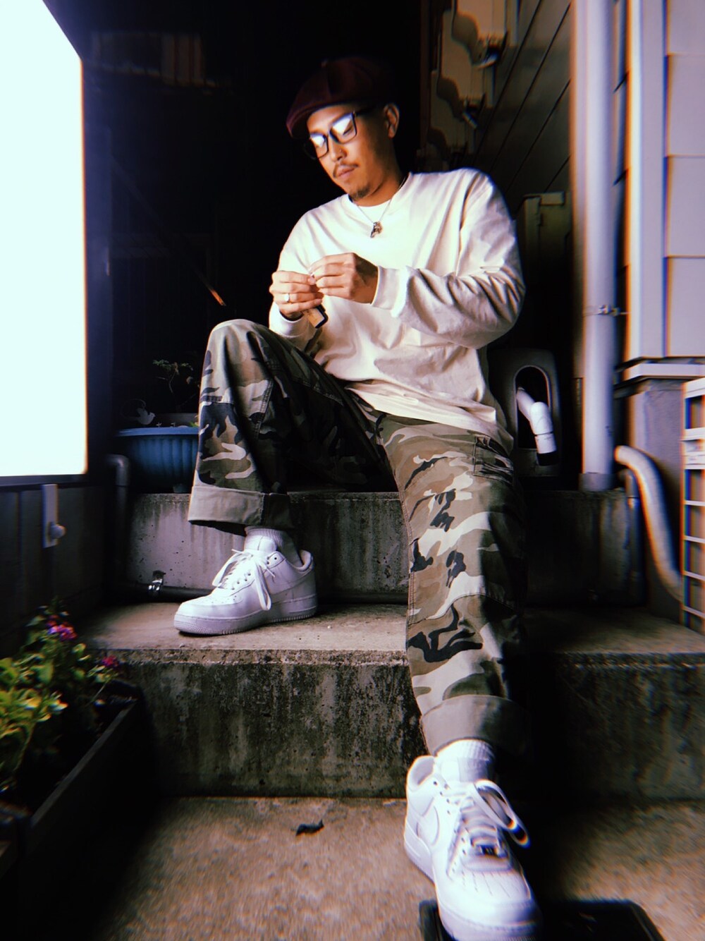 「お洒落さんとつながりたい、シンプルコーデ、HIPHOP、carhartt、KANGOL、オトナカジュアル、秋コーデ、ゆるコーデ、大人コーデ、古着MIX」｜「KANGOLの【KANGOL】「504」ウールハンチング（ハンチング/ベレー帽、レッド系）」を使った、たろさん（メンズ・177cm）の秋コーディネートの1枚目の写真
