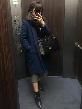 「GAP（ギャップ）のアイテム（チェスターコート、ブルー系）」を使った、メナリさん（レディース・154cm）の冬コーディネート
