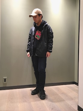 「HUF（ハフ）のアイテム（ナイロンジャケット）」を使った、萩さん（メンズ・163cm）の春コーディネート