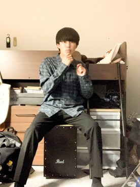 「アイテム（スラックス）」を使った、𝙷𝚊𝚛𝚒𝚗𝚎𝚣𝚞𝚖𝚒さん（メンズ・170cm・10代）の秋コーディネート
