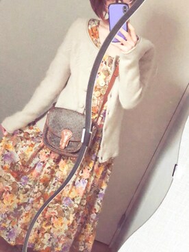 「NINA RICCI（ニナリッチ）のアイテム（ショルダーバッグ）」を使った、やぶさかさん（レディース・160cm）の春コーディネート