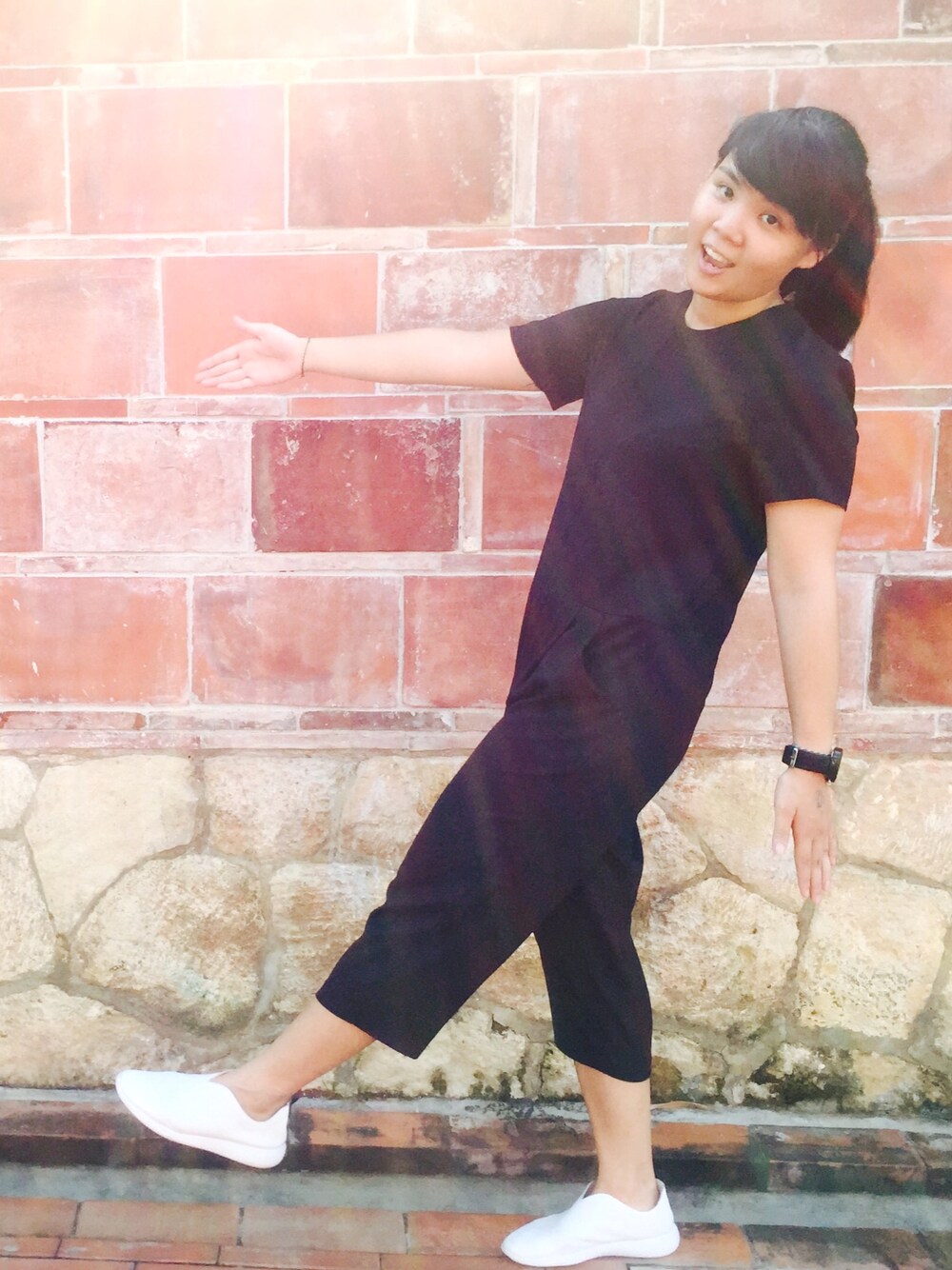 「line up wearのアイテム（つなぎ/オールインワン、ブラック系）」を使った、Foxさん（レディース・163cm）の春コーディネートの1枚目の写真