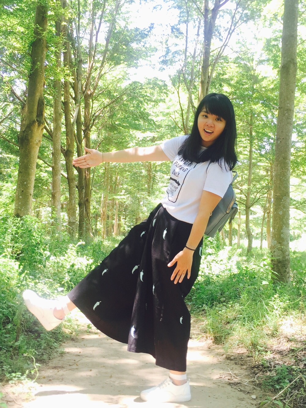 「GUのアイテム（Tシャツ/カットソー、ホワイト系）」を使った、Foxさん（レディース・163cm）の春コーディネートの1枚目の写真