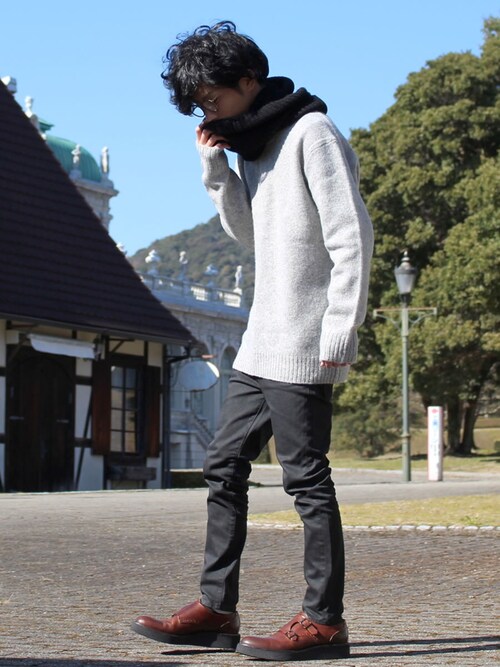 yoshi使用「glamb（Alwyn shoes）」的時尚穿搭