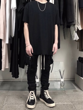 INDIVIDUAL SENTIMENTSのTシャツ/カットソーを使った人気