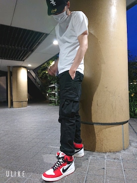 「UNDEFEATED （アンディフィーテッド）のアイテム（カーゴパンツ）」を使った、itsuka&Tさん（メンズ・180cm）の夏コーディネート