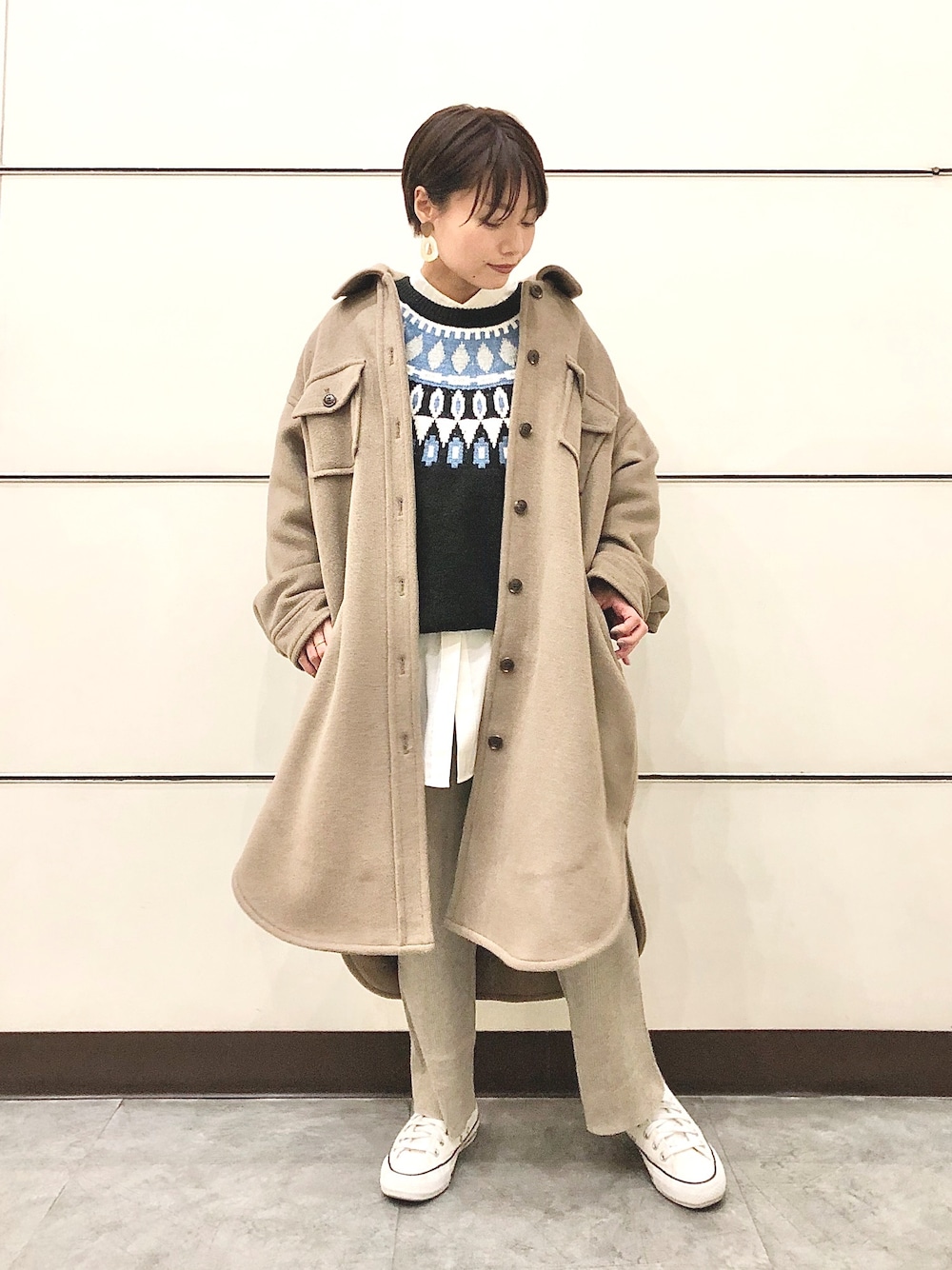 「やっぱりストリートが好き、CPOジャケット、ロングコート、ニットパンツ、フェアアイル、レイヤードスタイル、コンバース、スタッフセンバツ、大人カジュアル、低身長」｜「LOWRYS FARMのフェアアイルプルオーバー　859438（ニット/セーター、ブラック系）」を使った、Akihooooo!さん（レディース・153cm）の秋コーディネートの1枚目の写真