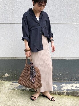 「LOWRYS FARM（ローリーズファーム）のウッドバングル　880326（バングル/リストバンド）」を使った、Akihooooo!さん（レディース・153cm）の春コーディネート