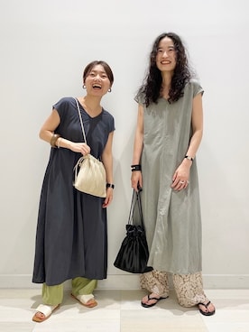 「お揃いコーデ」｜「アイテム（アクセサリー）」を使った、Akihooooo!さん（レディース・153cm）の夏コーディネート