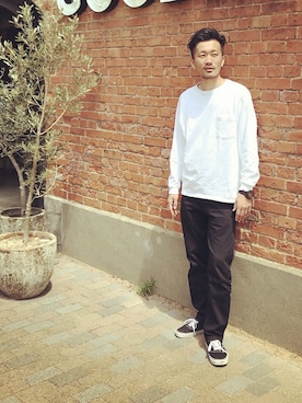 「ストリートカジュアル」｜「アイテム（腕時計）」を使った、Shunsaku Suzukiさん（メンズ・181cm）の冬コーディネート