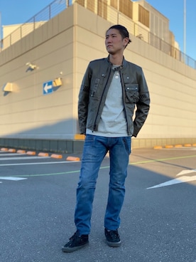 「アイテム（ライダースジャケット、グリーン系）」を使った、伊藤英俊さん（メンズ・179cm）の冬コーディネート