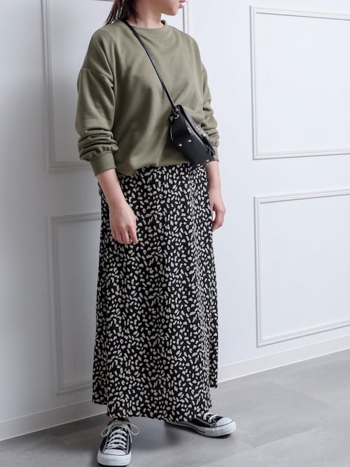 アクセサリー ドーム 前方へ ダルメシアン 柄 スカート コーデ Hisamichi Jp