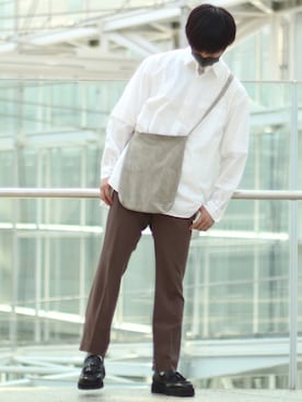 「STUDIOUS（ステュディオス）のアイテム（パンツ）」を使った、RIKUさん（メンズ・171cm）の秋コーディネート