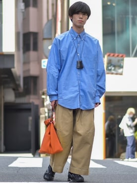 「SHINYAKOZUKA（シンヤコヅカ）のアイテム（チノパンツ）」を使った、RIKUさん（メンズ・171cm）の春コーディネート