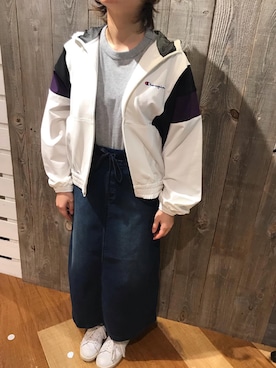 「Champion（チャンピオン）のアイテム（ブルゾン）」を使った、murasaki_officialさん（レディース・156cm）の秋コーディネート