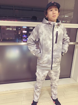 「rip curl（リップカール）のアイテム（パンツ）」を使った、murasaki_officialさん（メンズ・170cm）の冬コーディネート