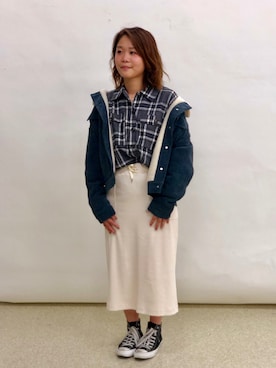「スタッフコーデ」｜「アイテム（デニムジャケット）」を使った、murasaki_officialさん（レディース・156cm）の冬コーディネート