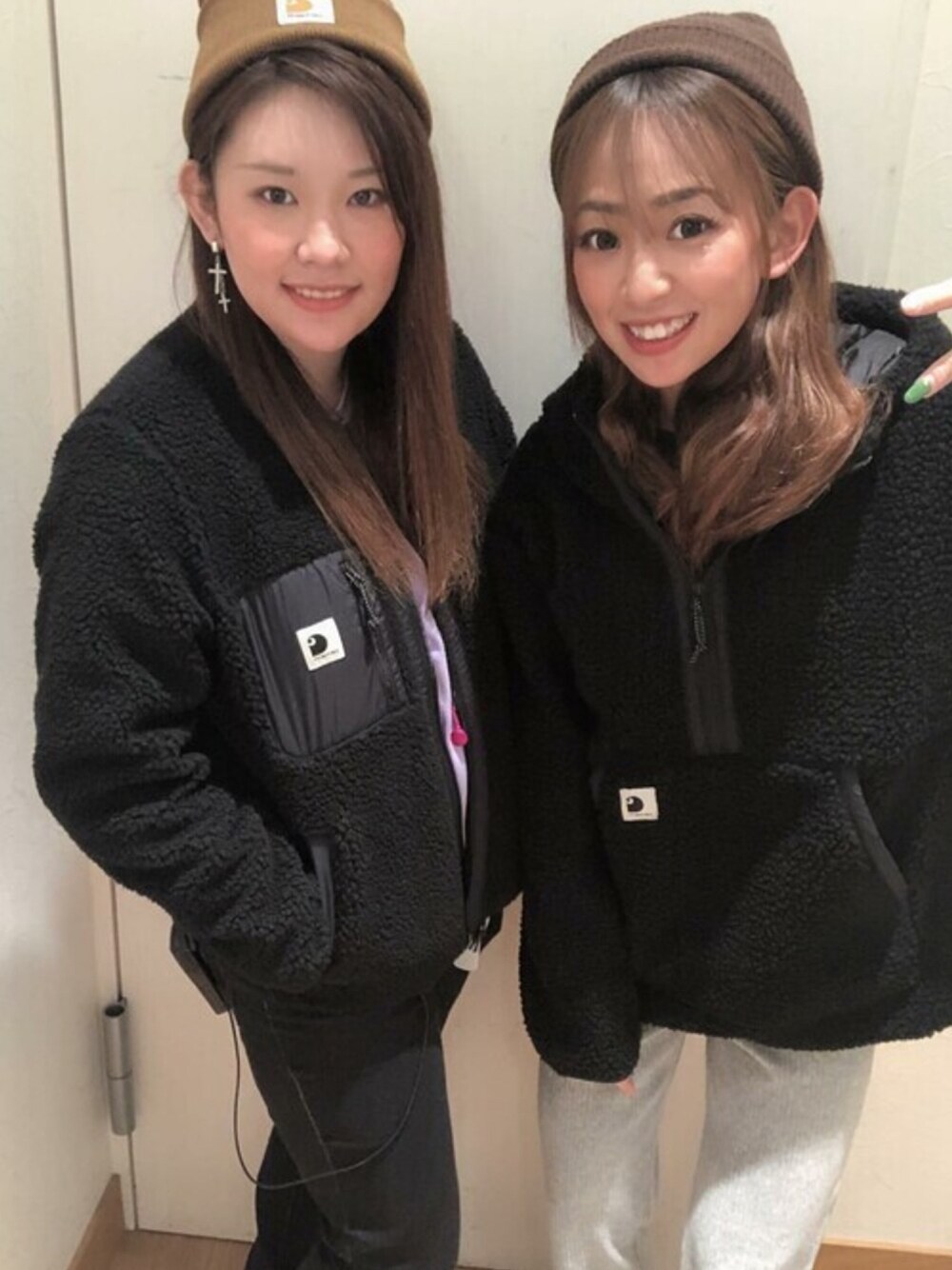 Carharttのノーカラージャケットを使った人気ファッション