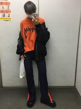 「stussywomen」｜「アイテム（ジャケット/アウター）」を使った、M E Iさん（レディース・162cm）の春コーディネート