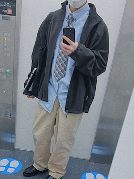「Gramicci（グラミチ）のアイテム（バッグ）」を使った、京さん（メンズ・173cm）の春コーディネート