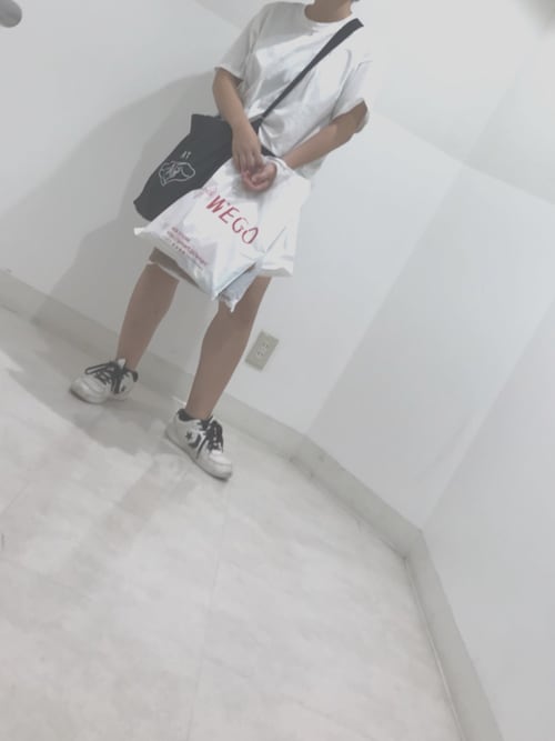 ヒイ Tシャツ カットソーを使ったコーディネート Wear