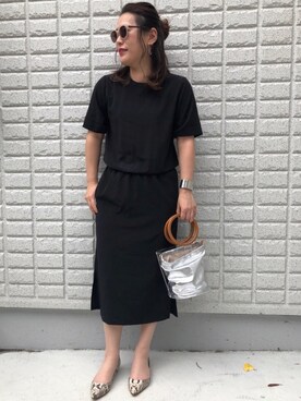 「ADAM ET ROPE'（アダムエロペ）のクリアバケツ巾着バッグ（ハンドバッグ）」を使った、Ayumi0720さん（レディース・156cm）の夏コーディネート