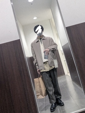 「Yves Saint Laurent（イヴサンローラン）のアイテム（ジャケット/アウター）」を使った、aloëさん（メンズ・171cm）の春コーディネート